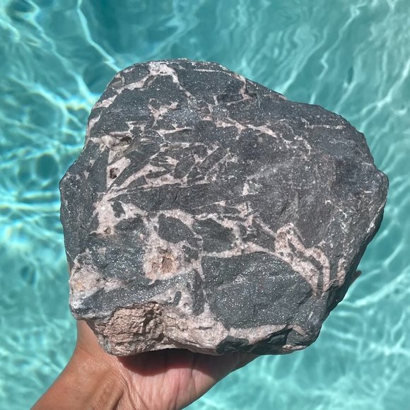 MASSIVE HEMATITE CRYSTAL